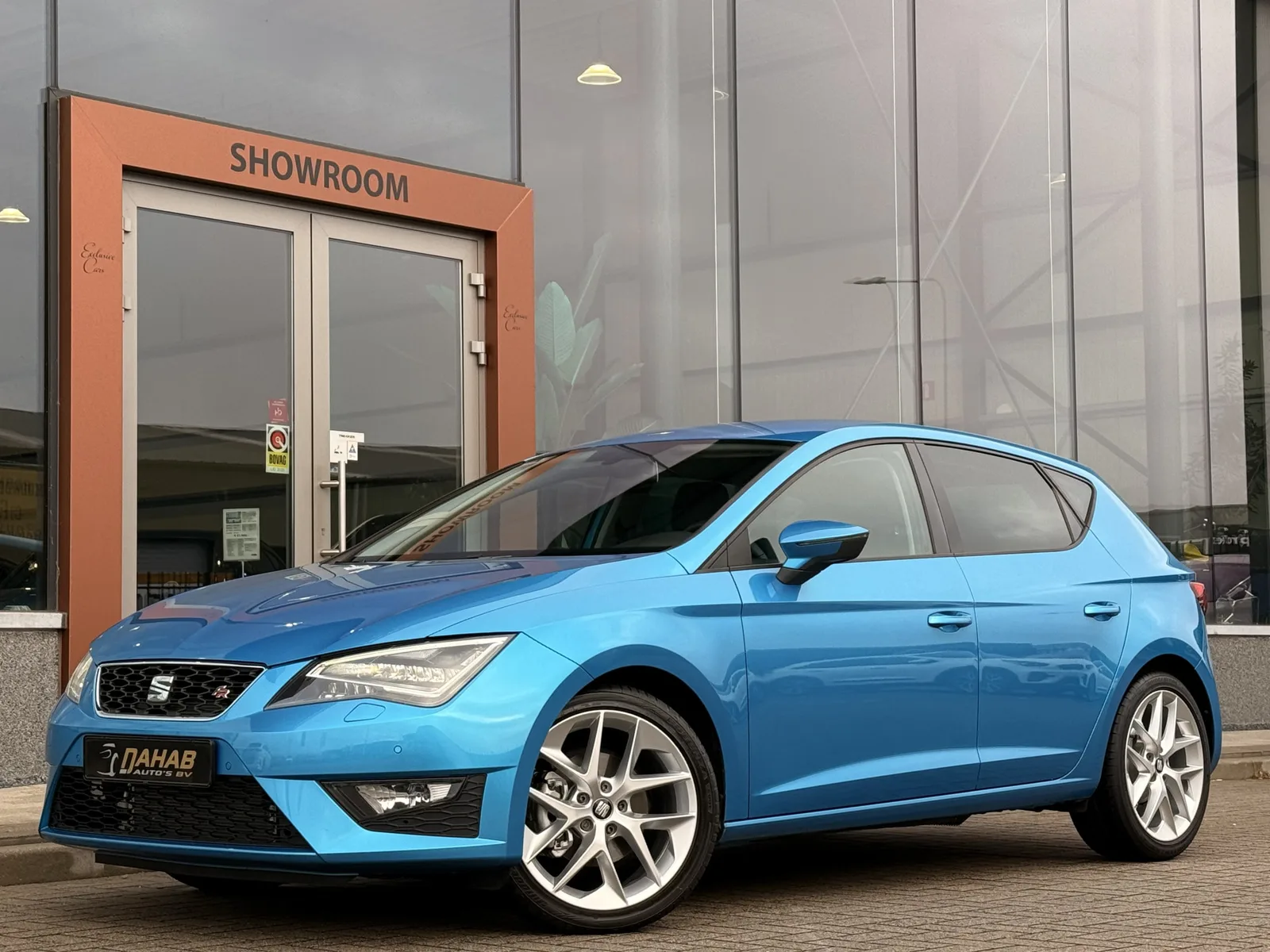 SEAT Leon (2014) — foto 1