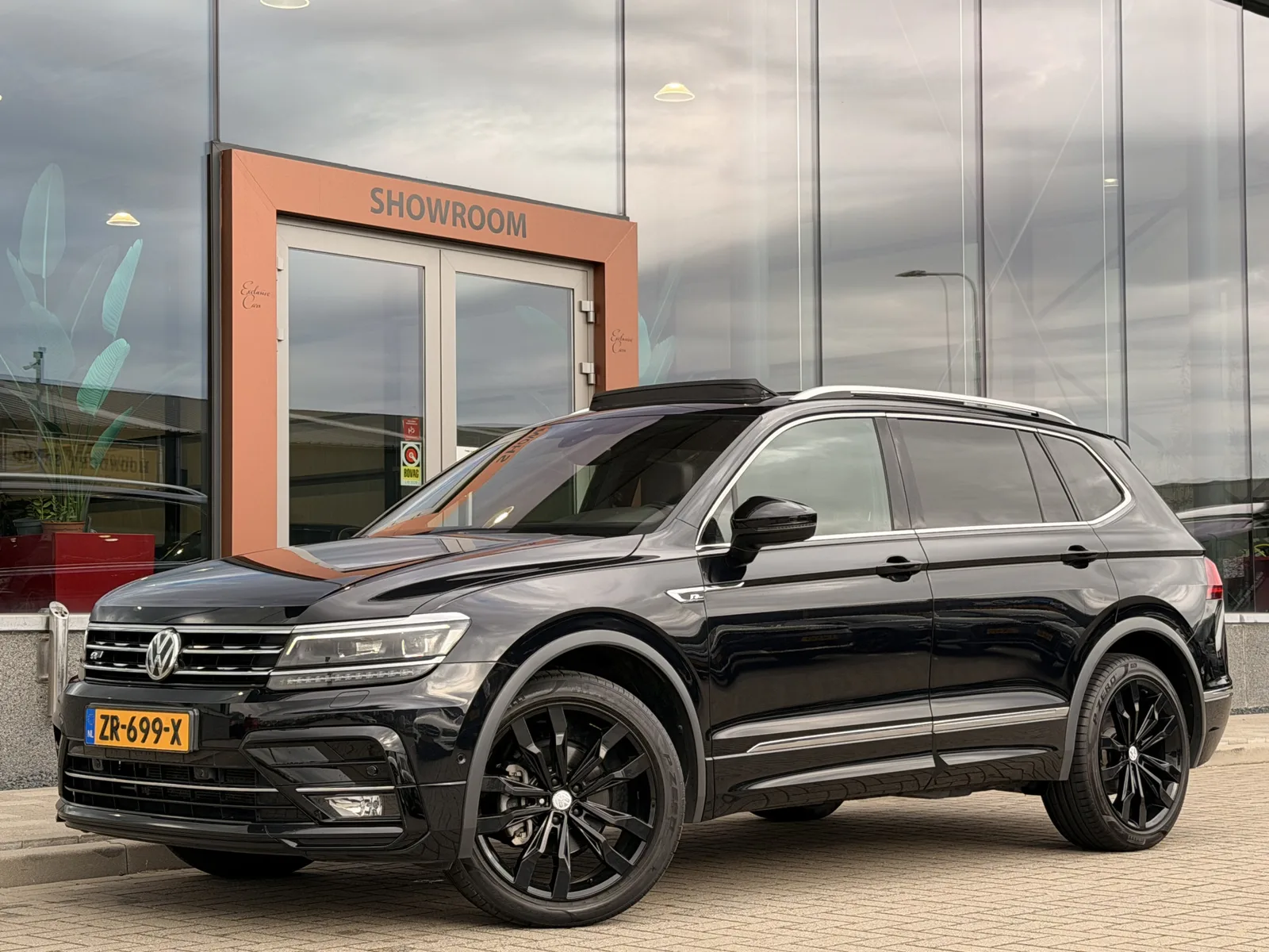 Volkswagen Tiguan All-Space (2019) — foto 1