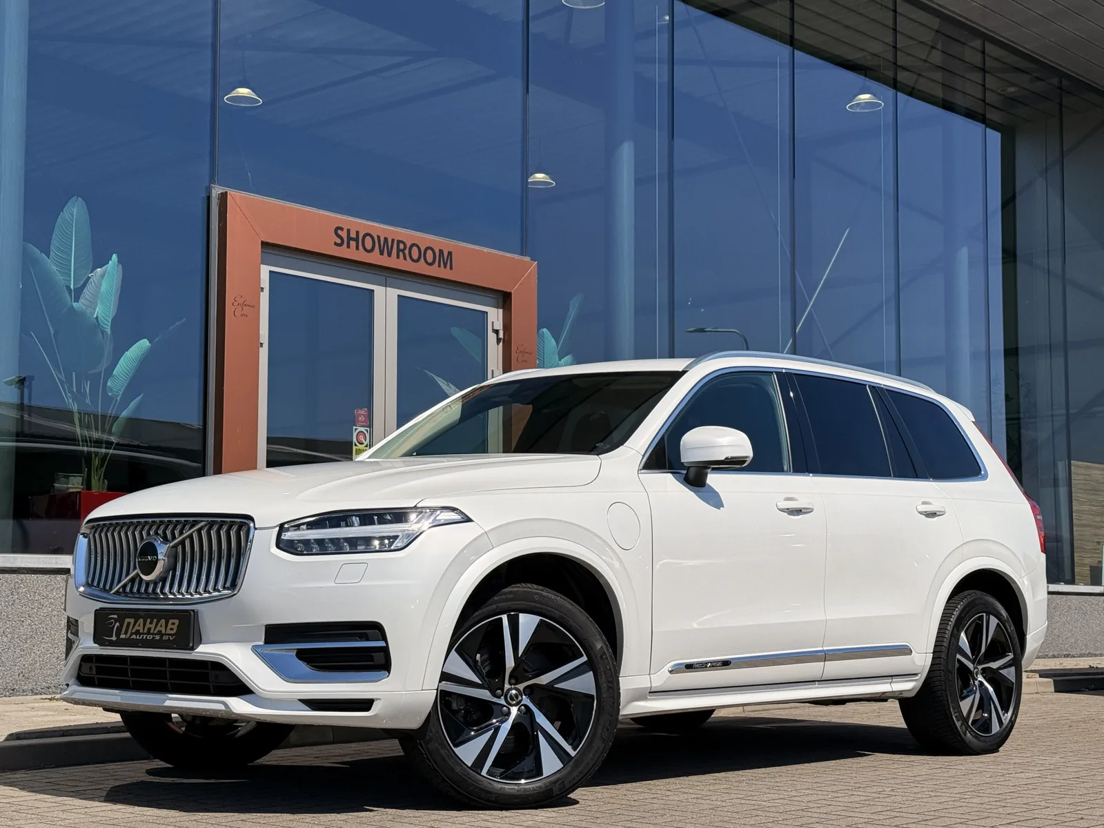 Volvo XC90 (2022) — foto 1