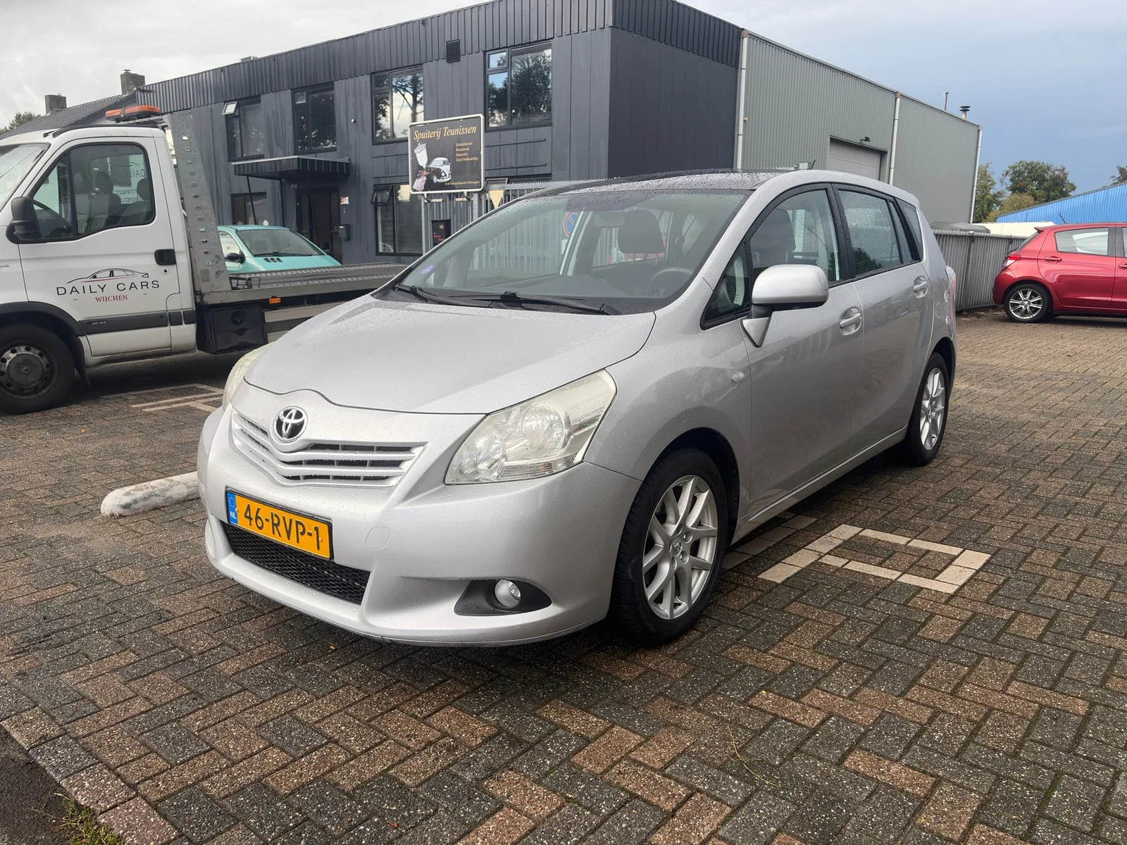 Toyota Verso (2011) — foto 1
