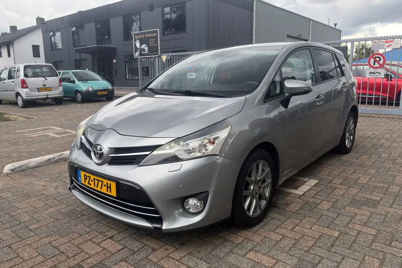 Toyota Verso (2013)