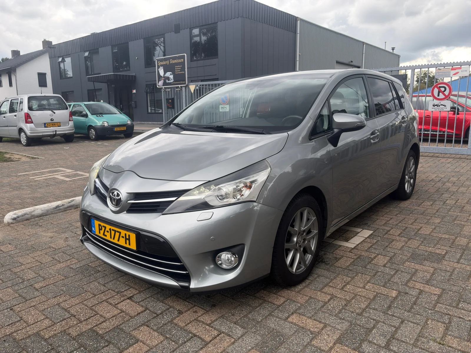 Toyota Verso (2013) — foto 1