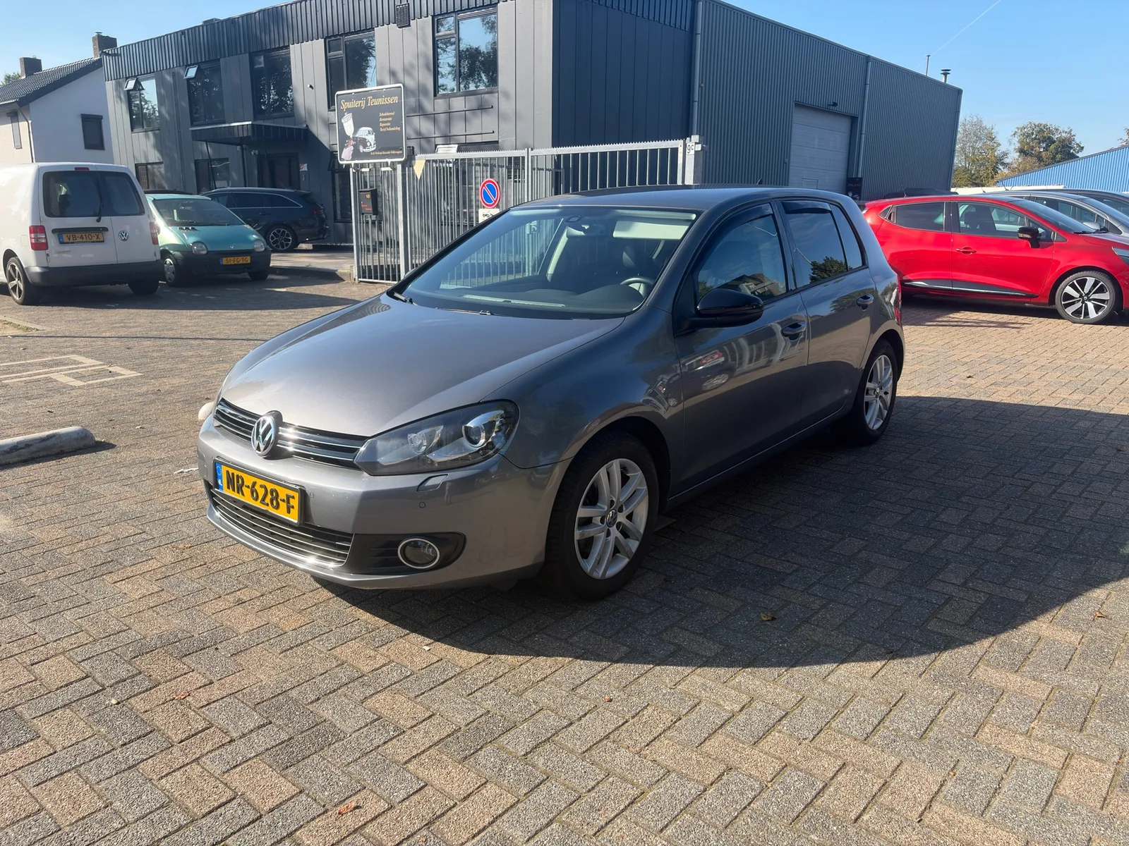 Volkswagen Golf (2011) — foto 1