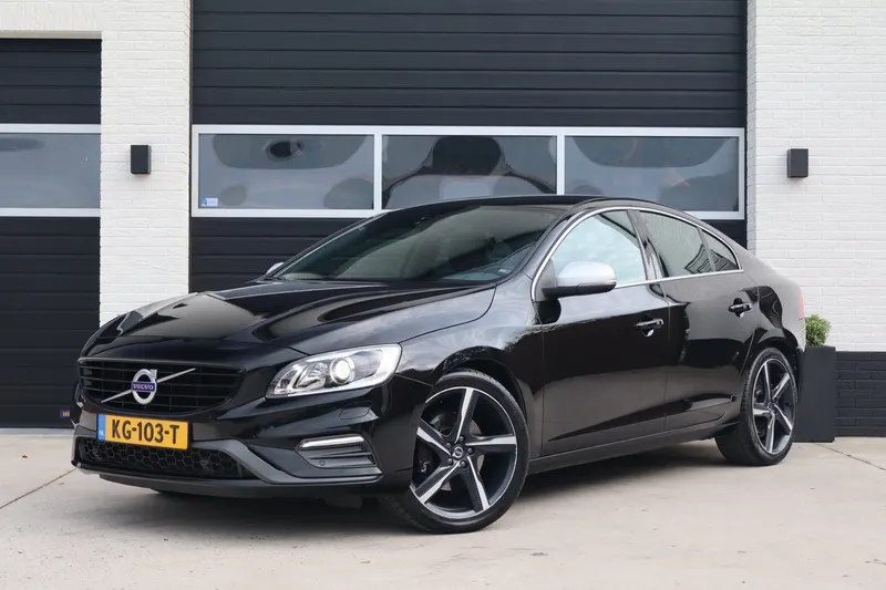 Volvo S60 (2015)
