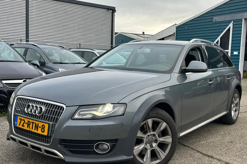 Audi A4 Allroad (2011)