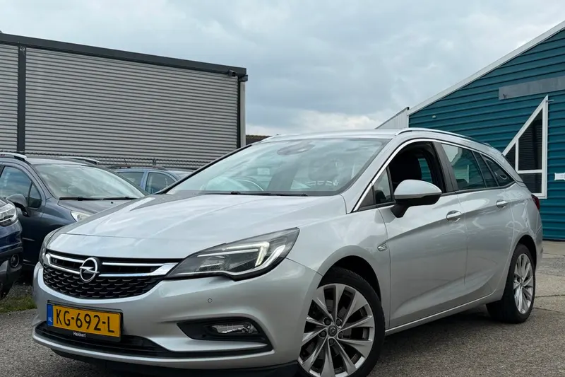 Opel Astra (2016)