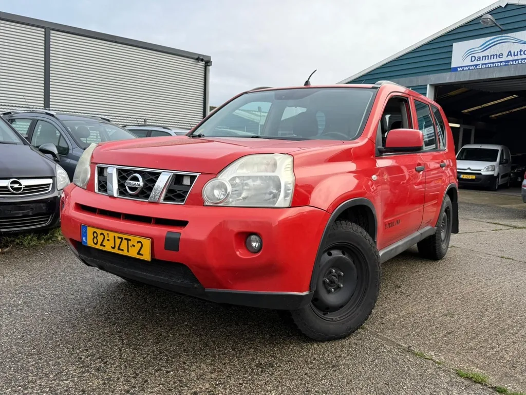 Nissan X-Trail (2009) — foto 1