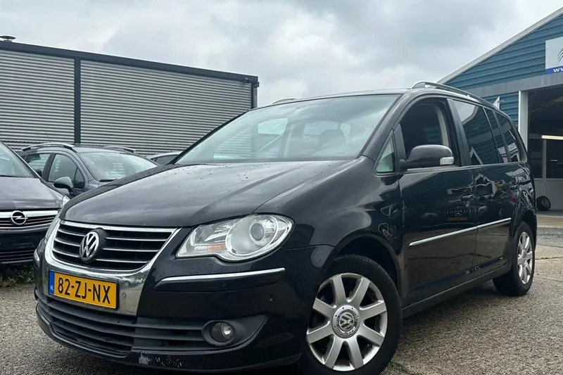 Volkswagen Touran (2008)