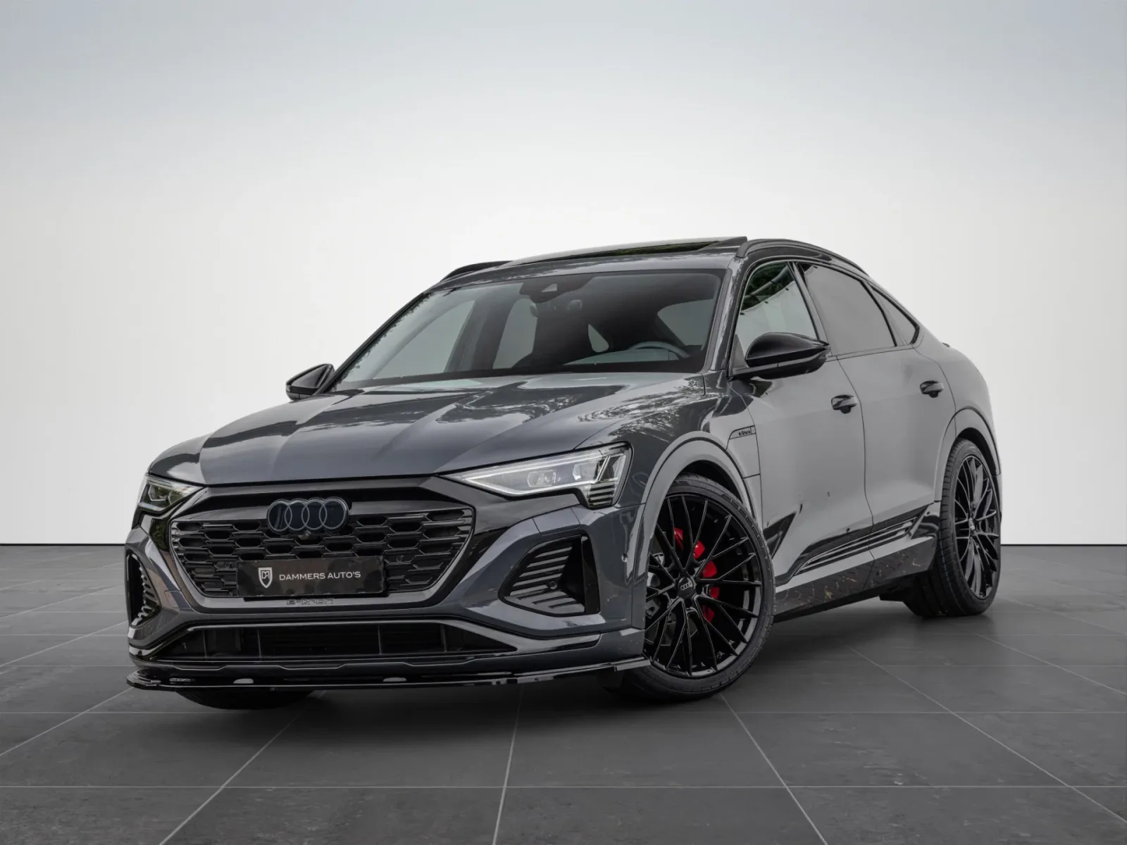 Audi Q8 (2024) — foto 1