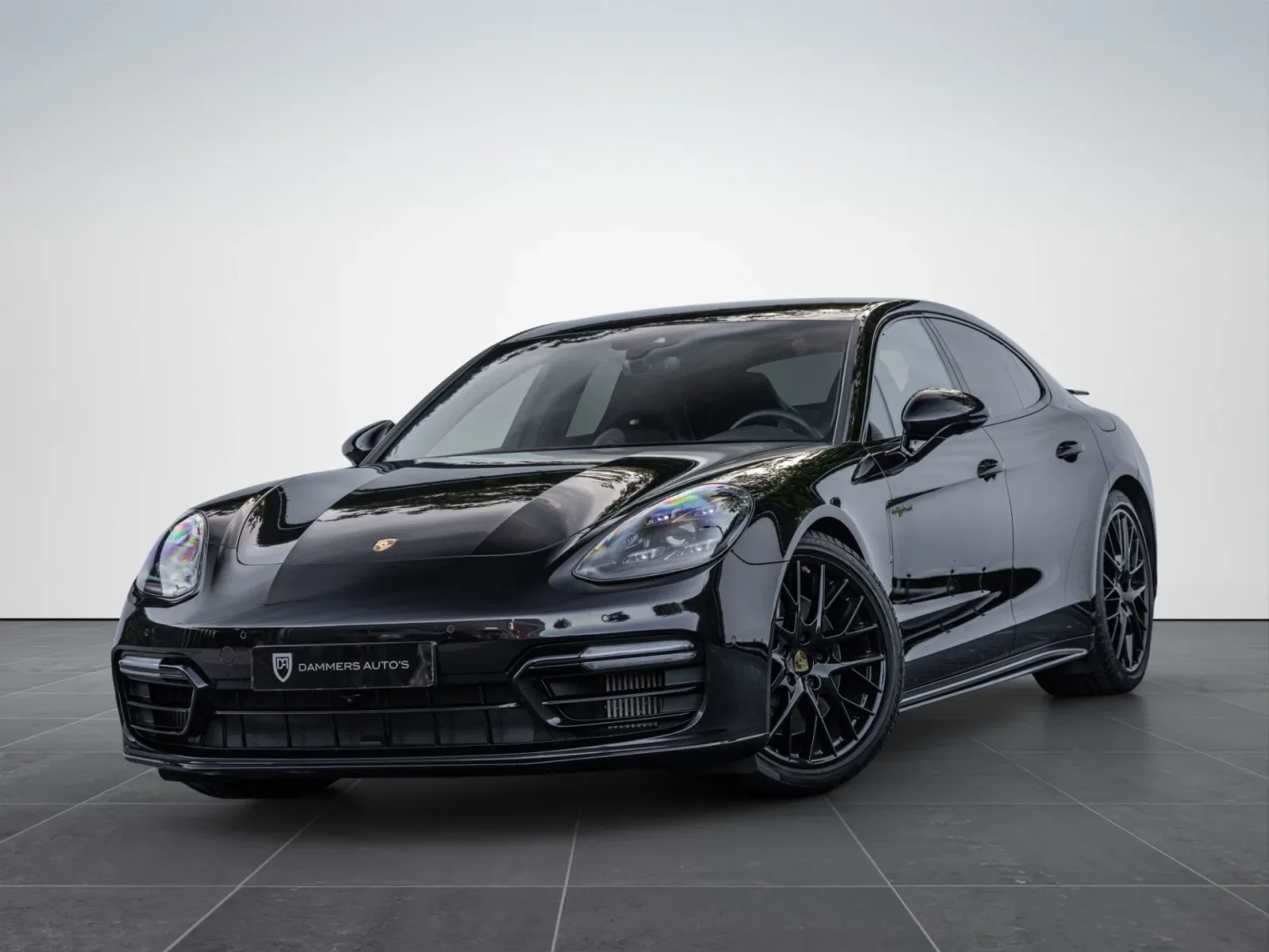 Porsche Panamera (2022) — foto 1