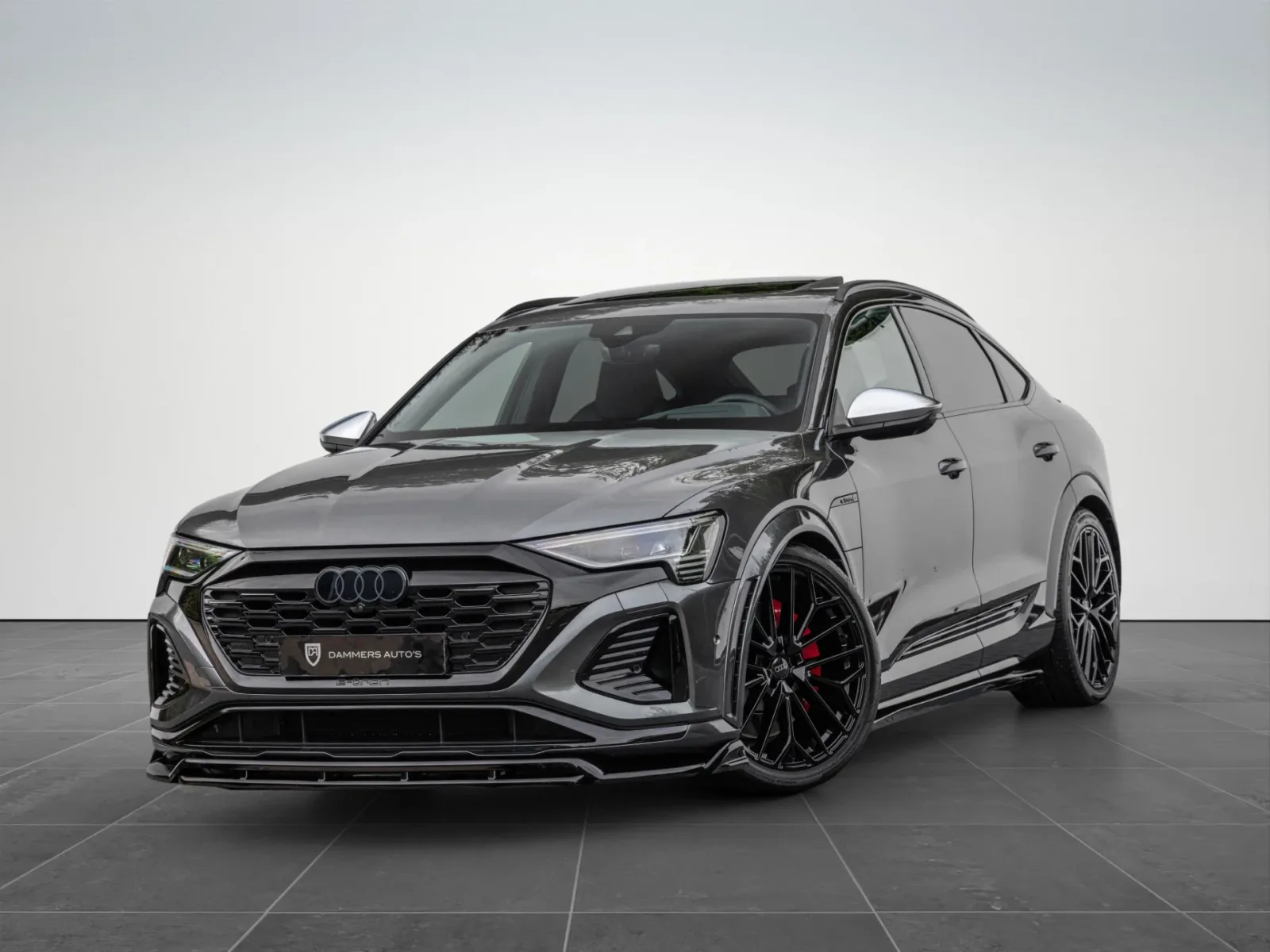 Audi Q8 (2024) — foto 1