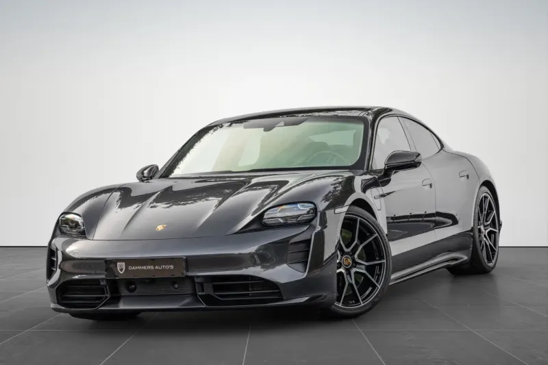 Porsche Taycan (2020)