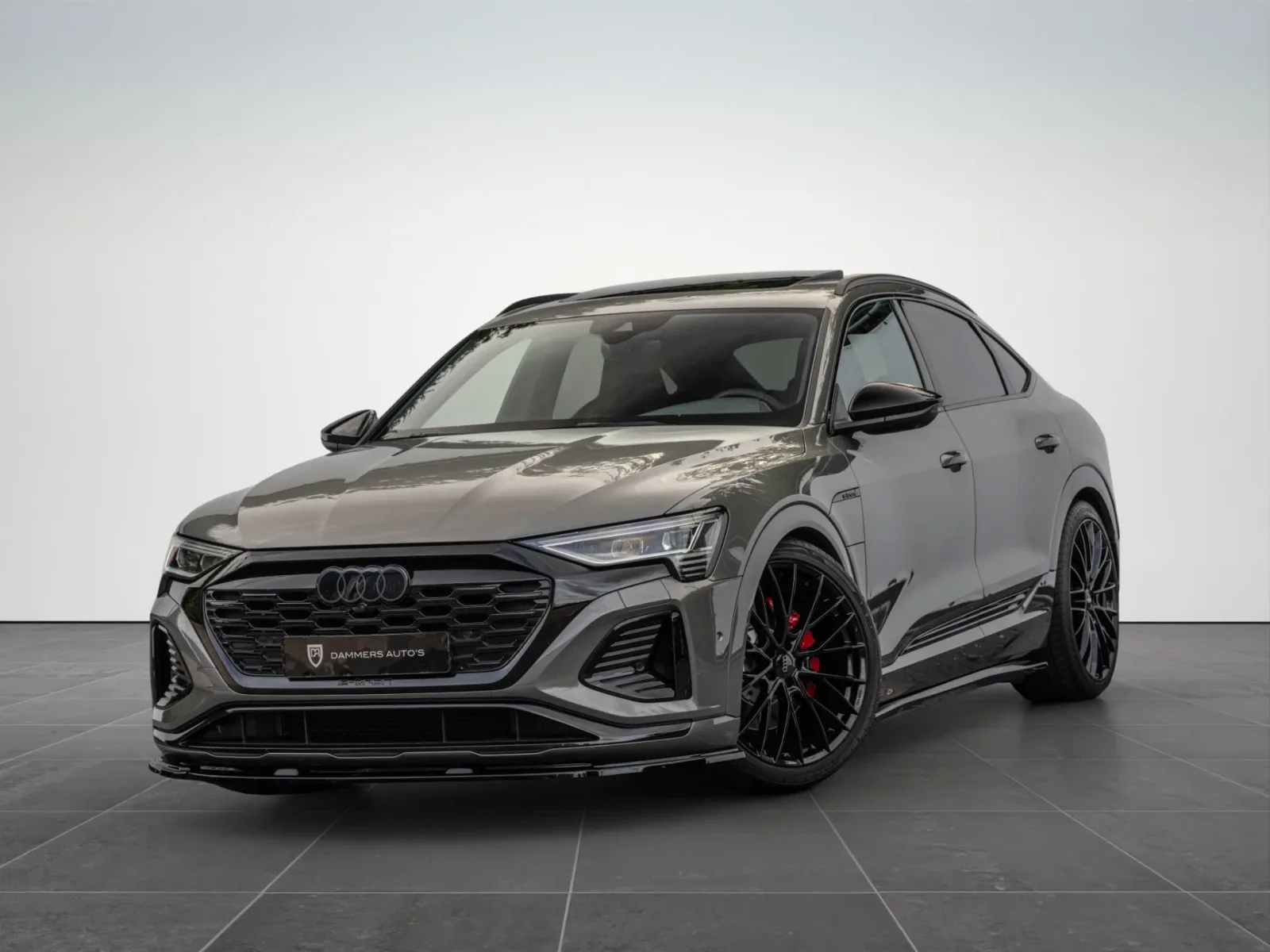 Audi Q8 (2023) — foto 1