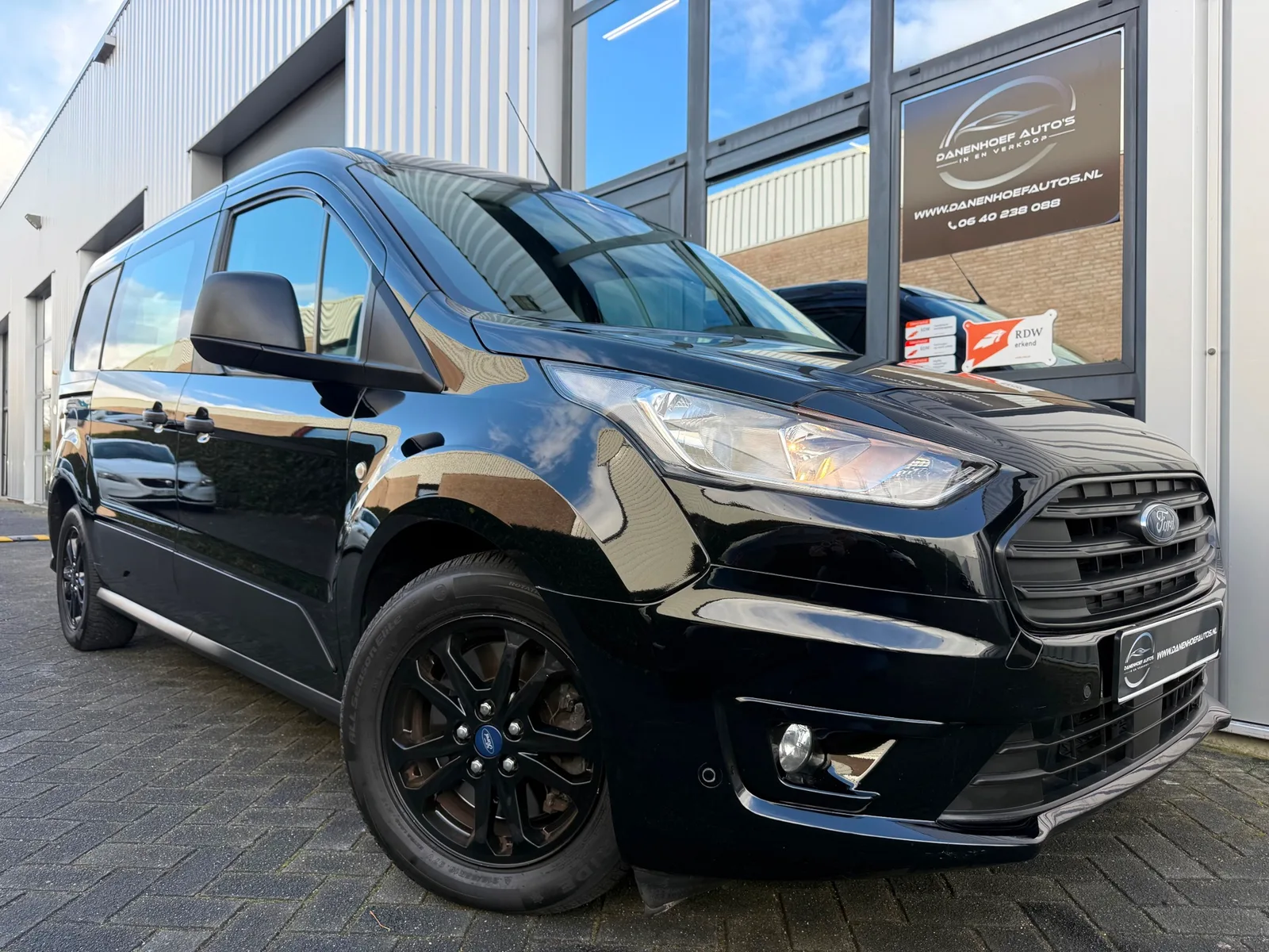 Ford Transit Connect (2019) — foto 1