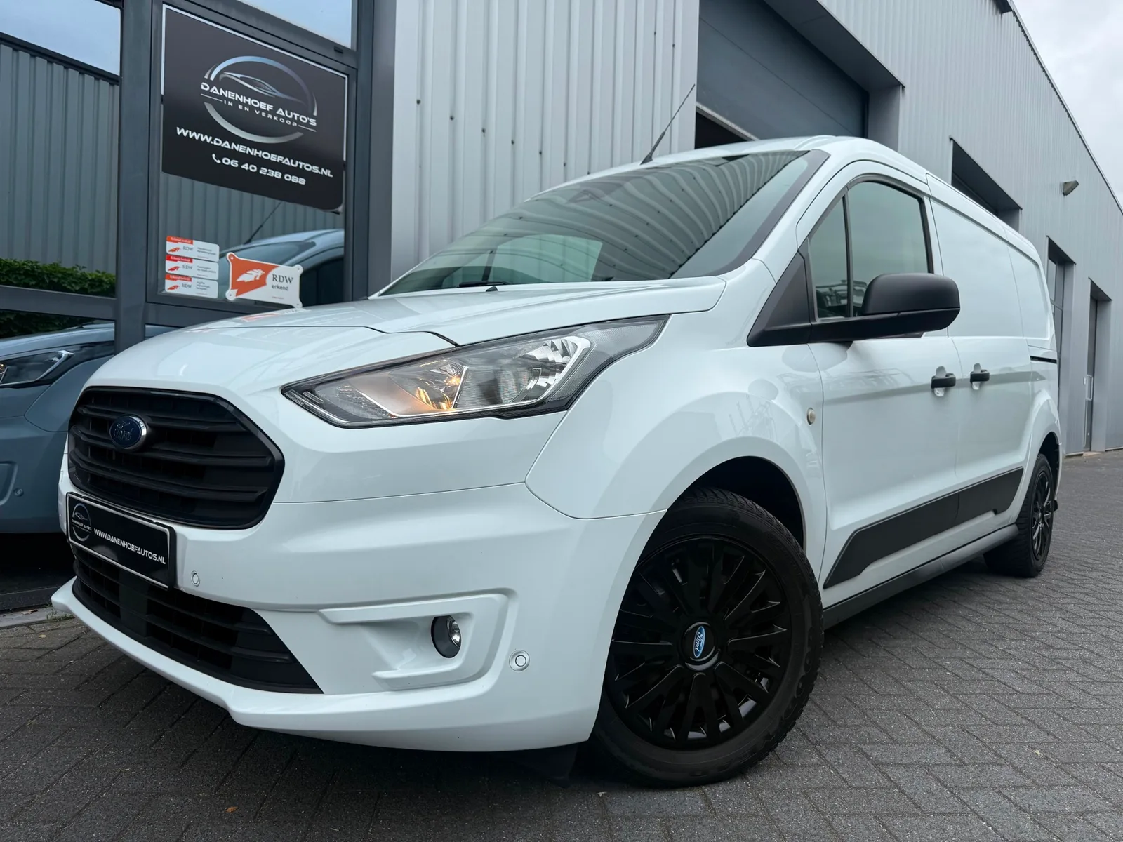 Ford Transit Connect (2020) — foto 1