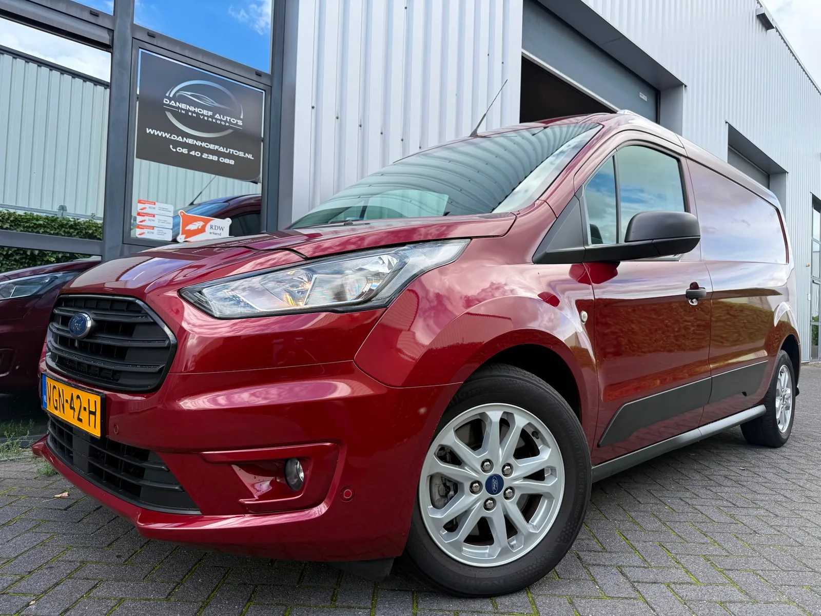 Ford Transit Connect (2020) — foto 1