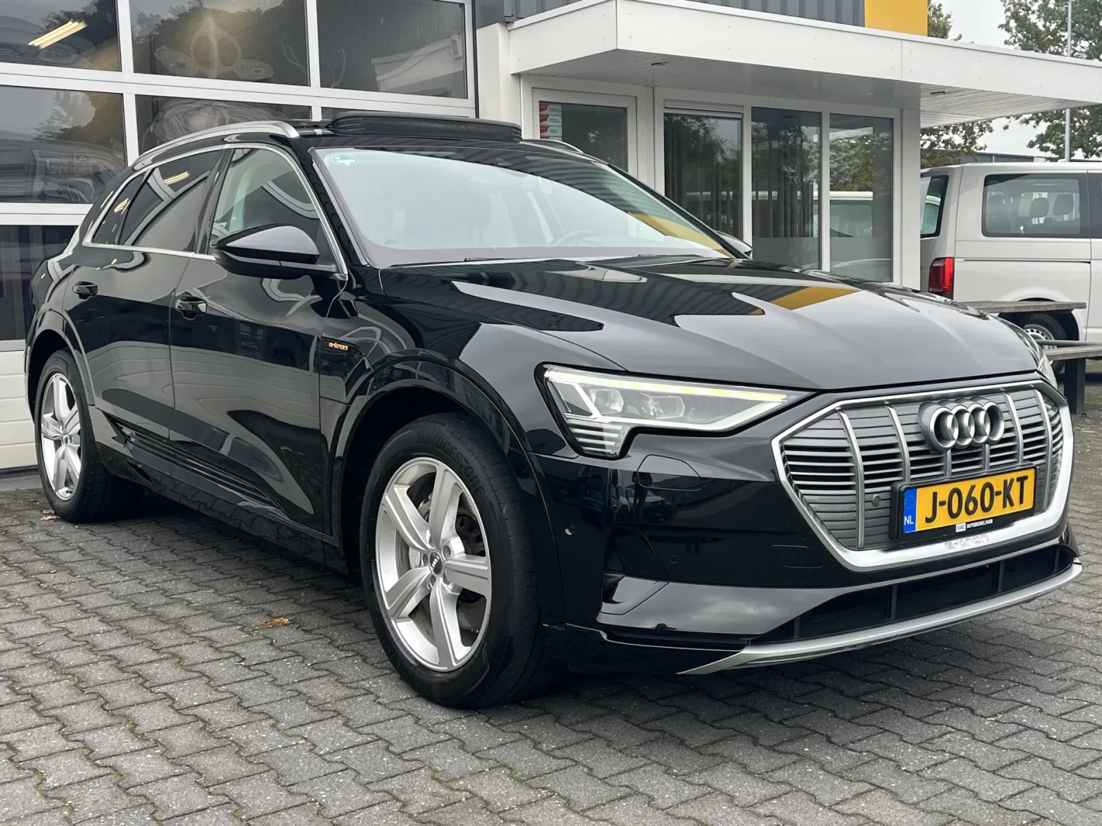 Audi e-tron (2020) — foto 1