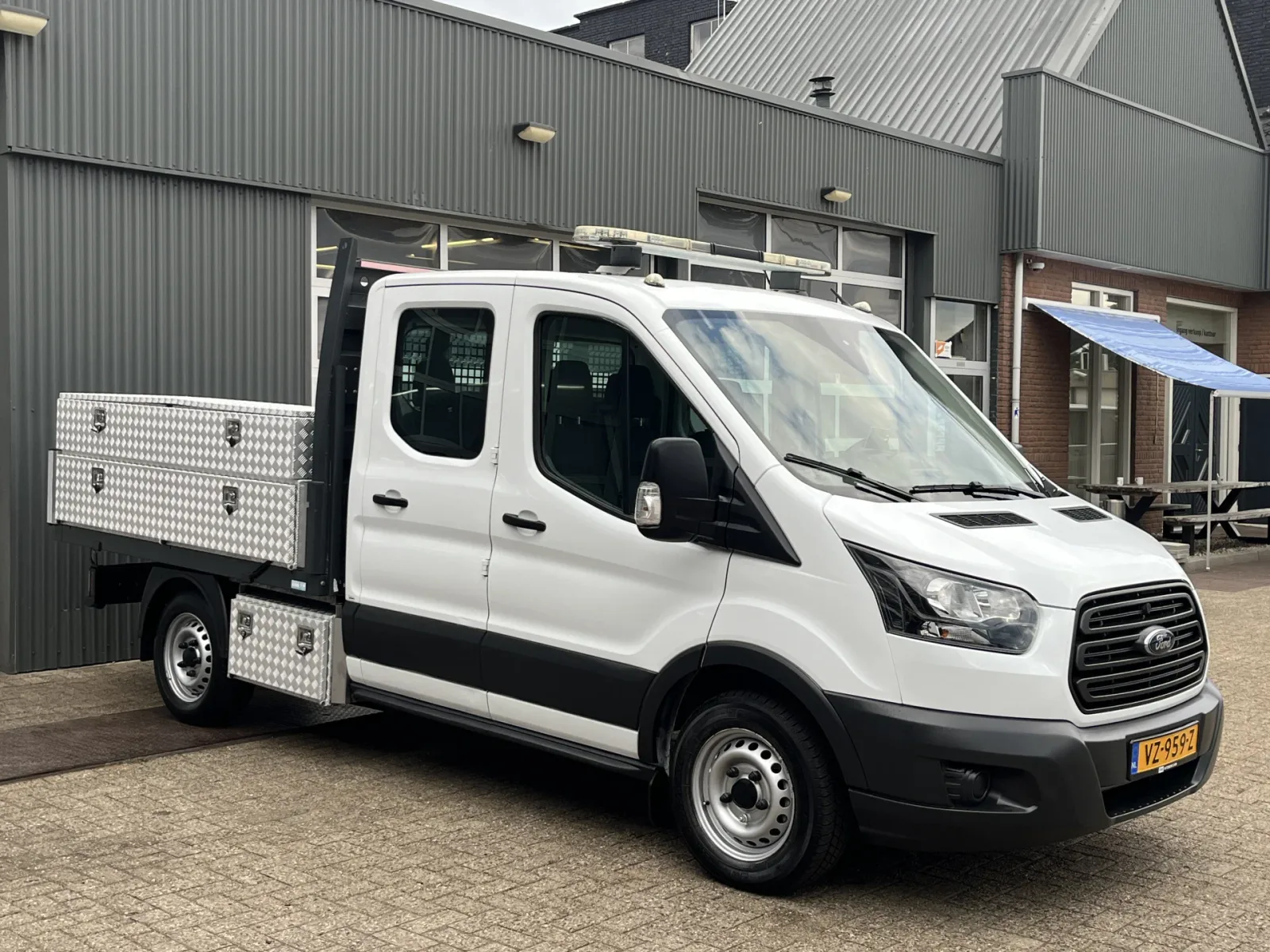 Ford Transit (2016) — foto 1