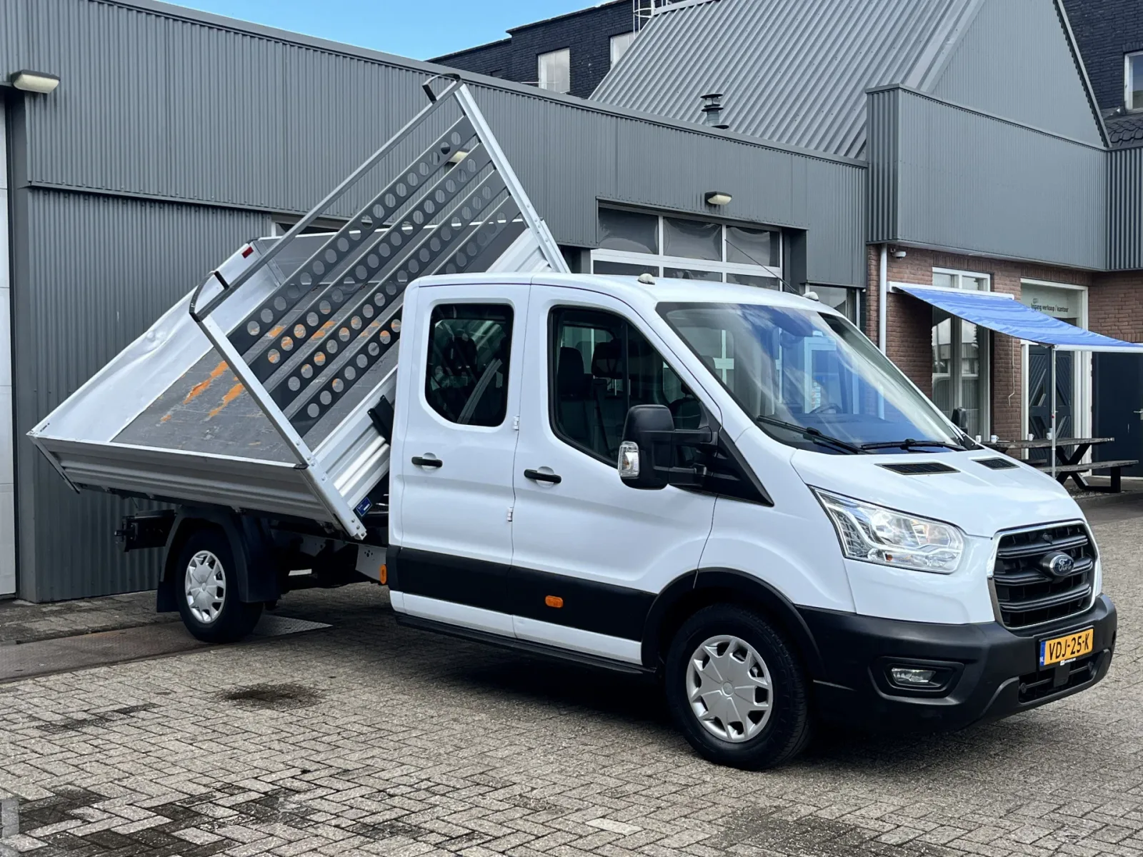 Ford Transit (2019) — foto 1