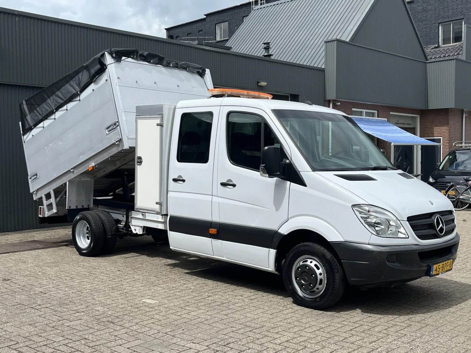Mercedes-Benz Sprinter (2011) — foto 1