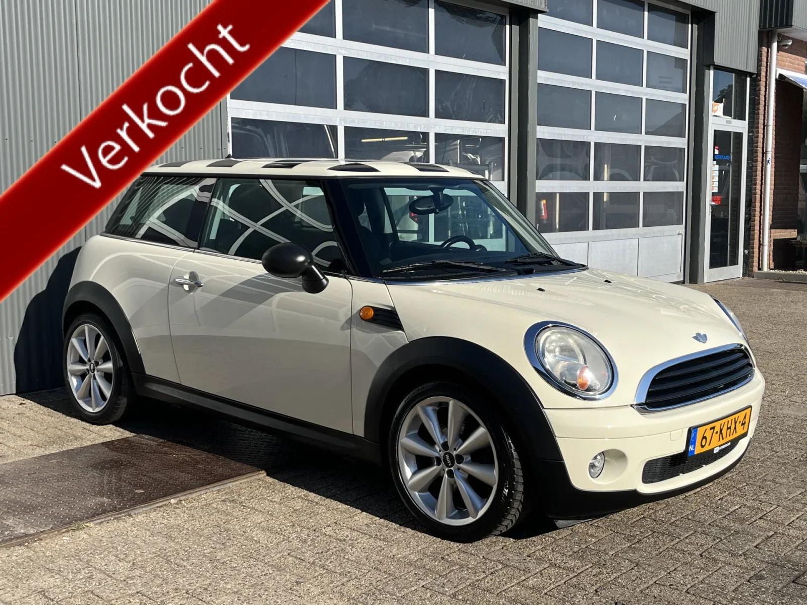 MINI One (2009) — foto 1