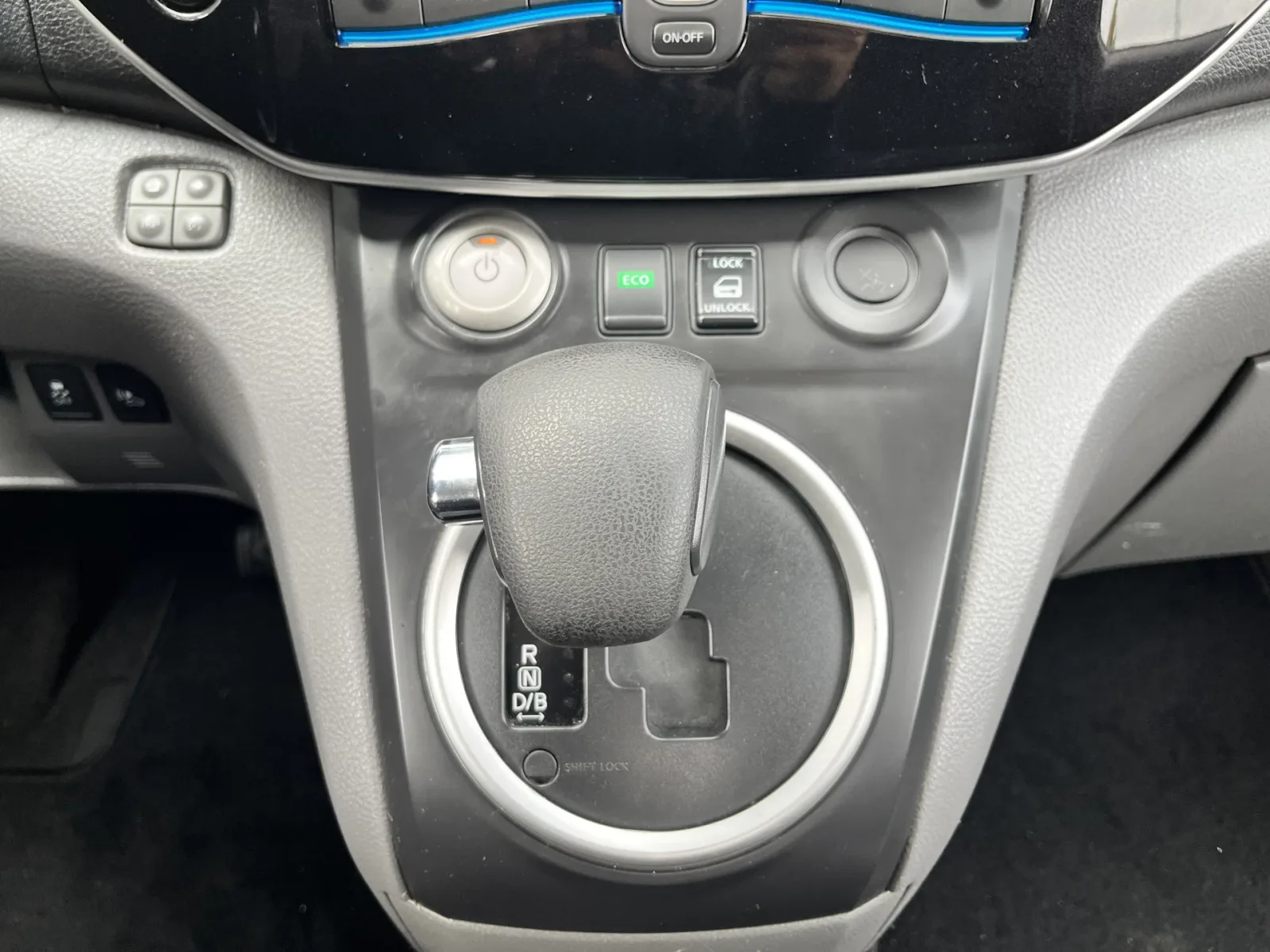 Nissan E-NV200 (2016) — foto 1