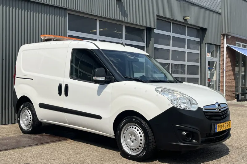 Opel Combo (2013)