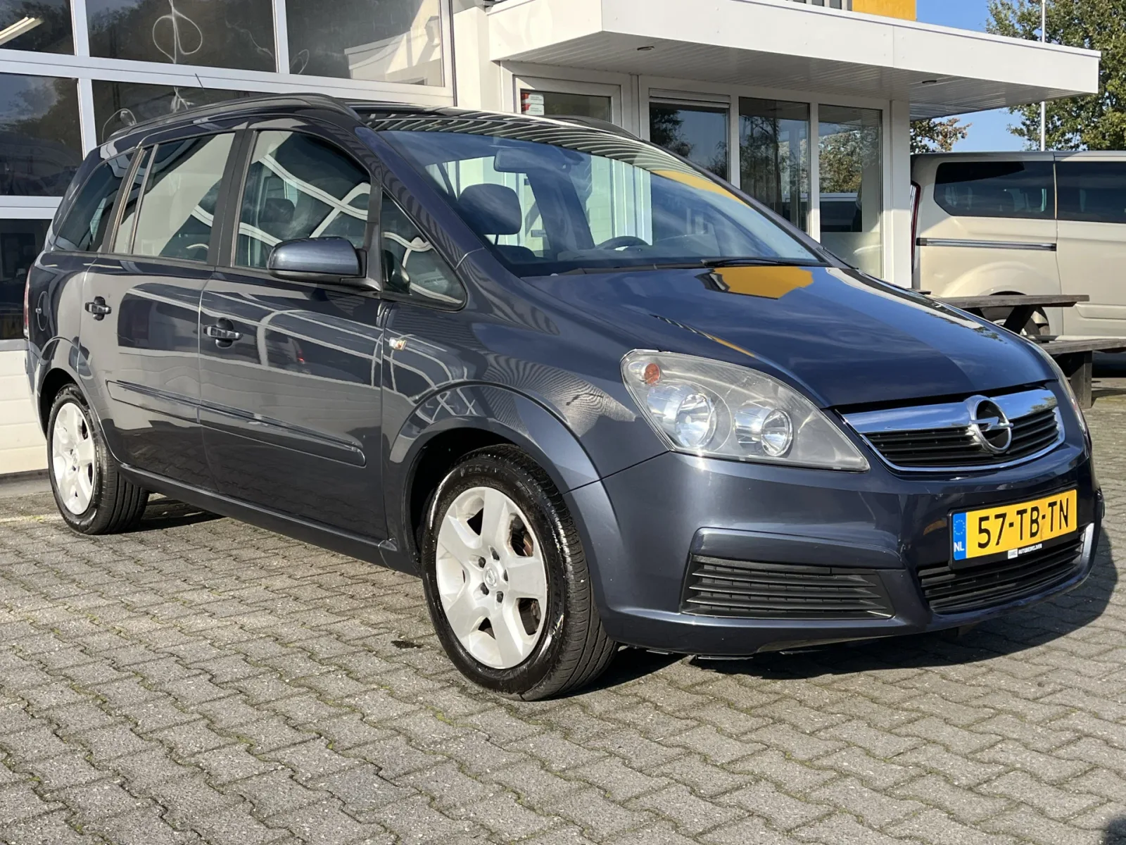 Opel Zafira (2006) — foto 1