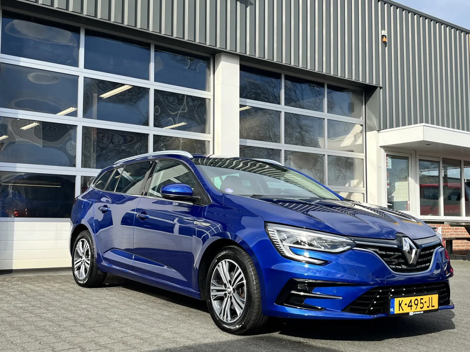 Renault Mégane (2021) — foto 1