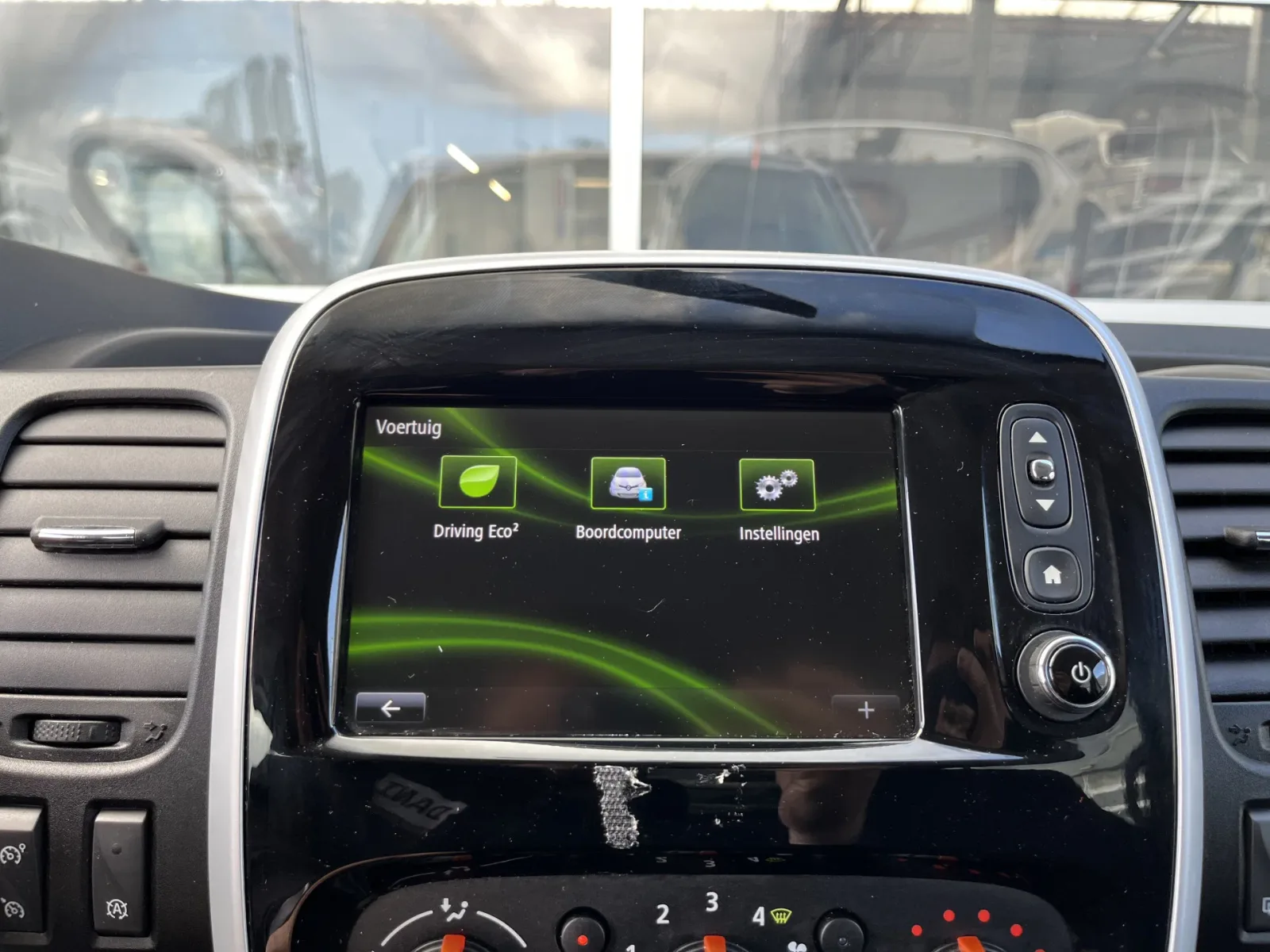 Renault Trafic (2016) — foto 1