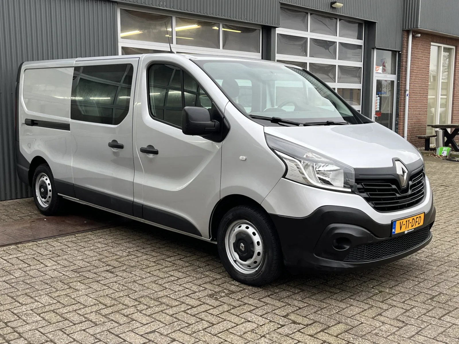 Renault Trafic (2016) — foto 1