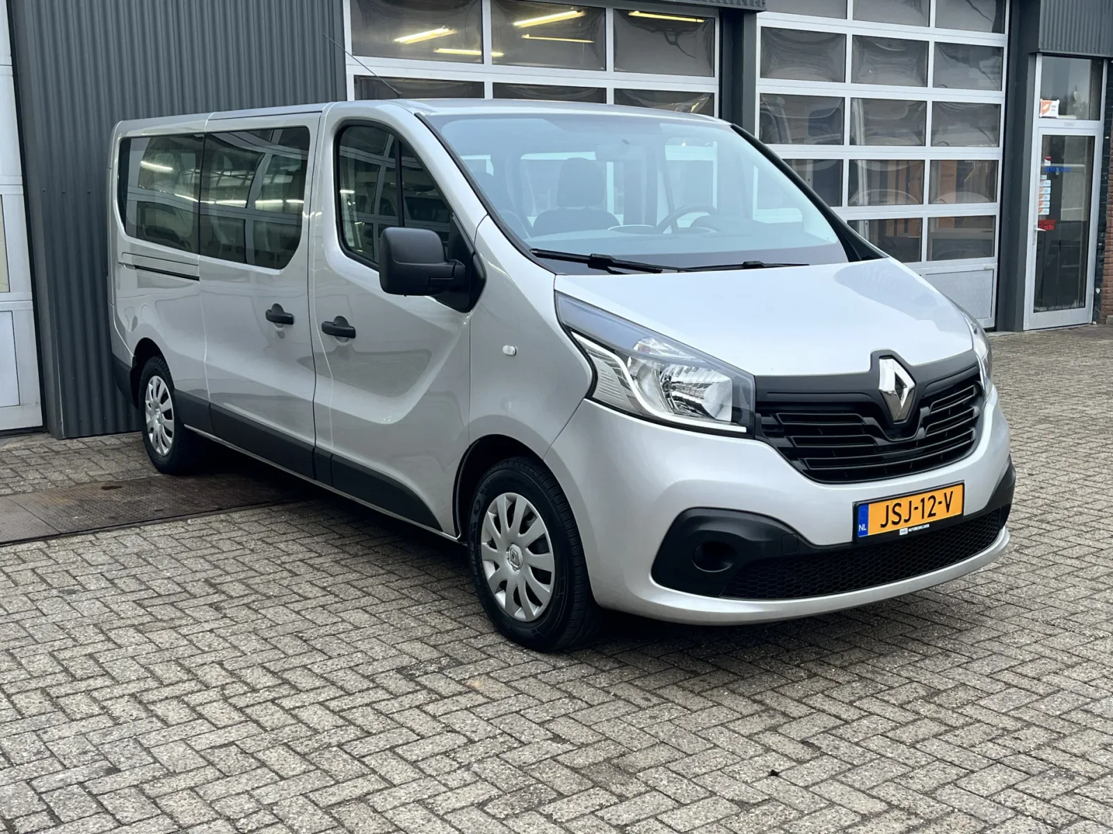 Renault Trafic (2017) — foto 1
