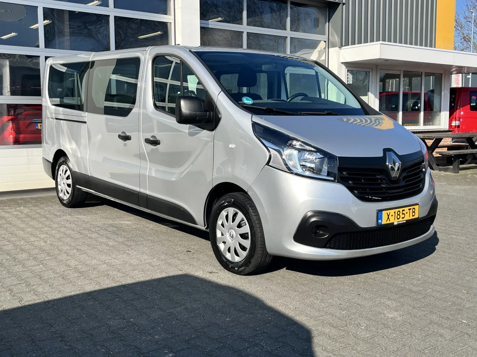 Renault Trafic (2018) — foto 1