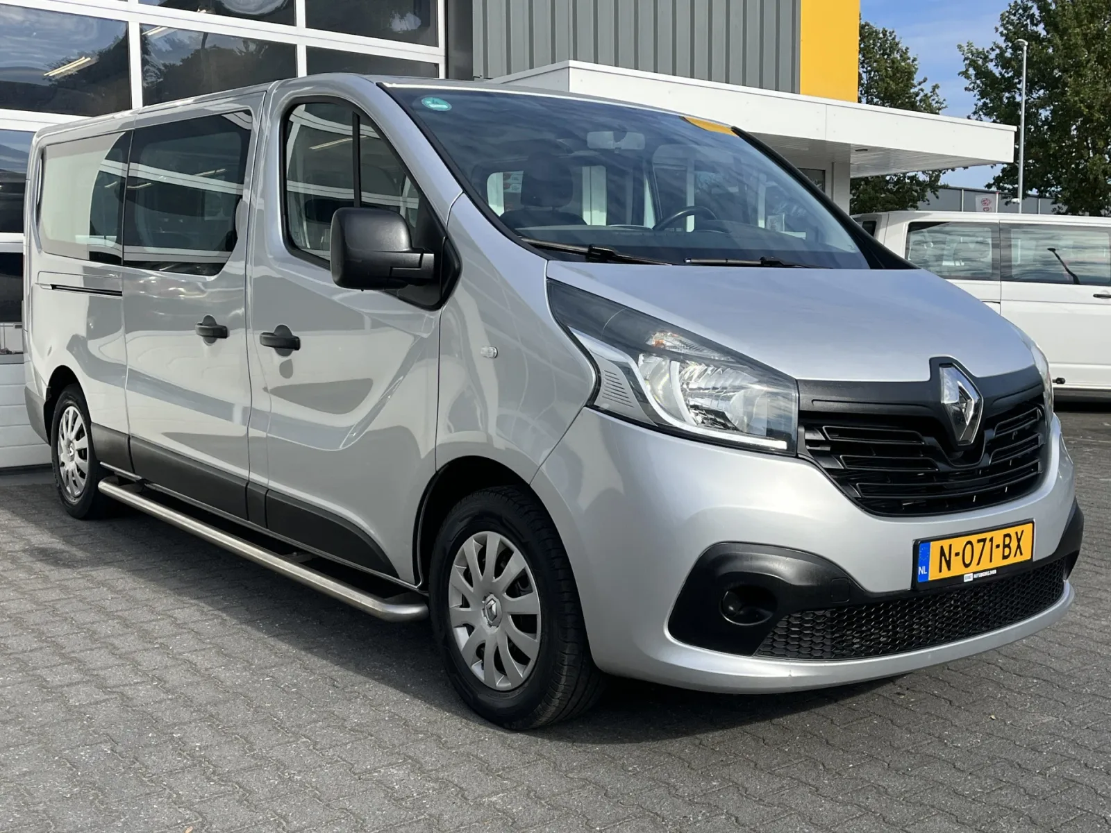 Renault Trafic (2016) — foto 1