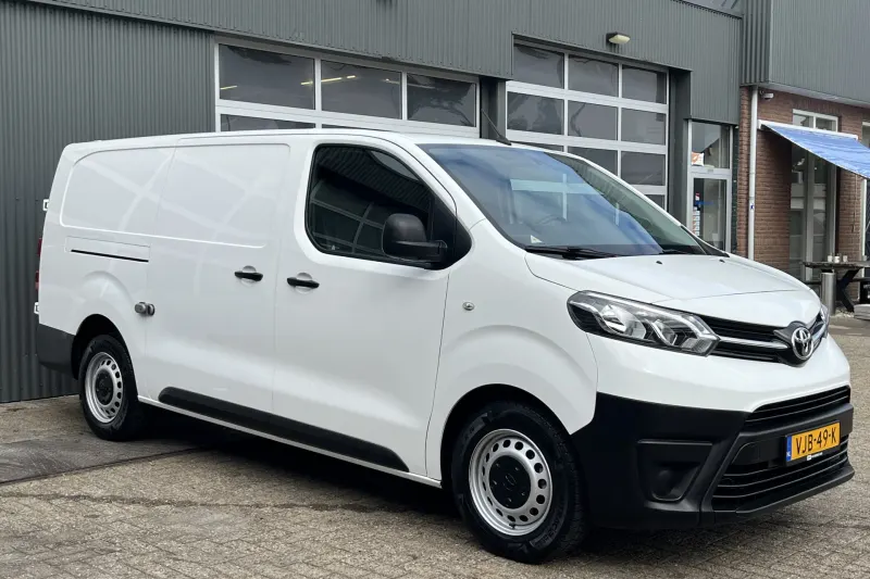 Toyota Proace (2021)