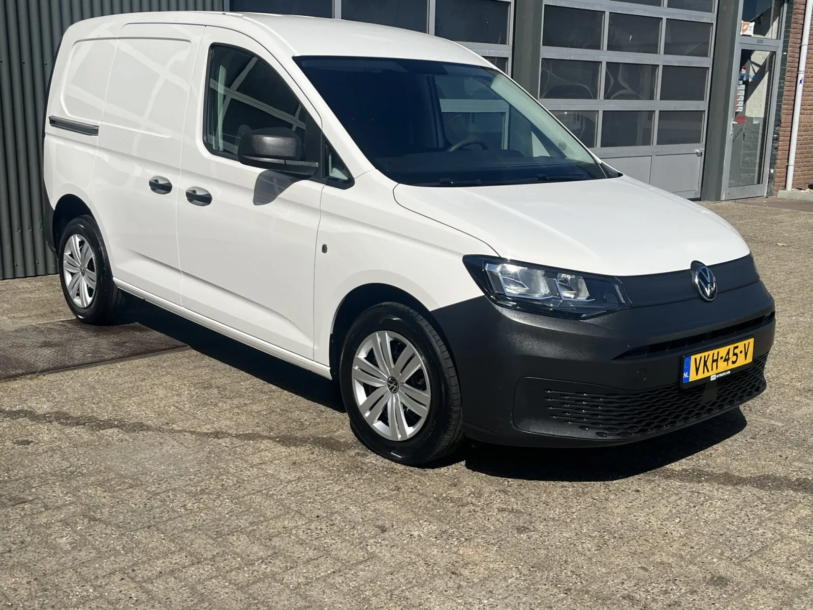 Volkswagen Caddy (2021) — foto 1