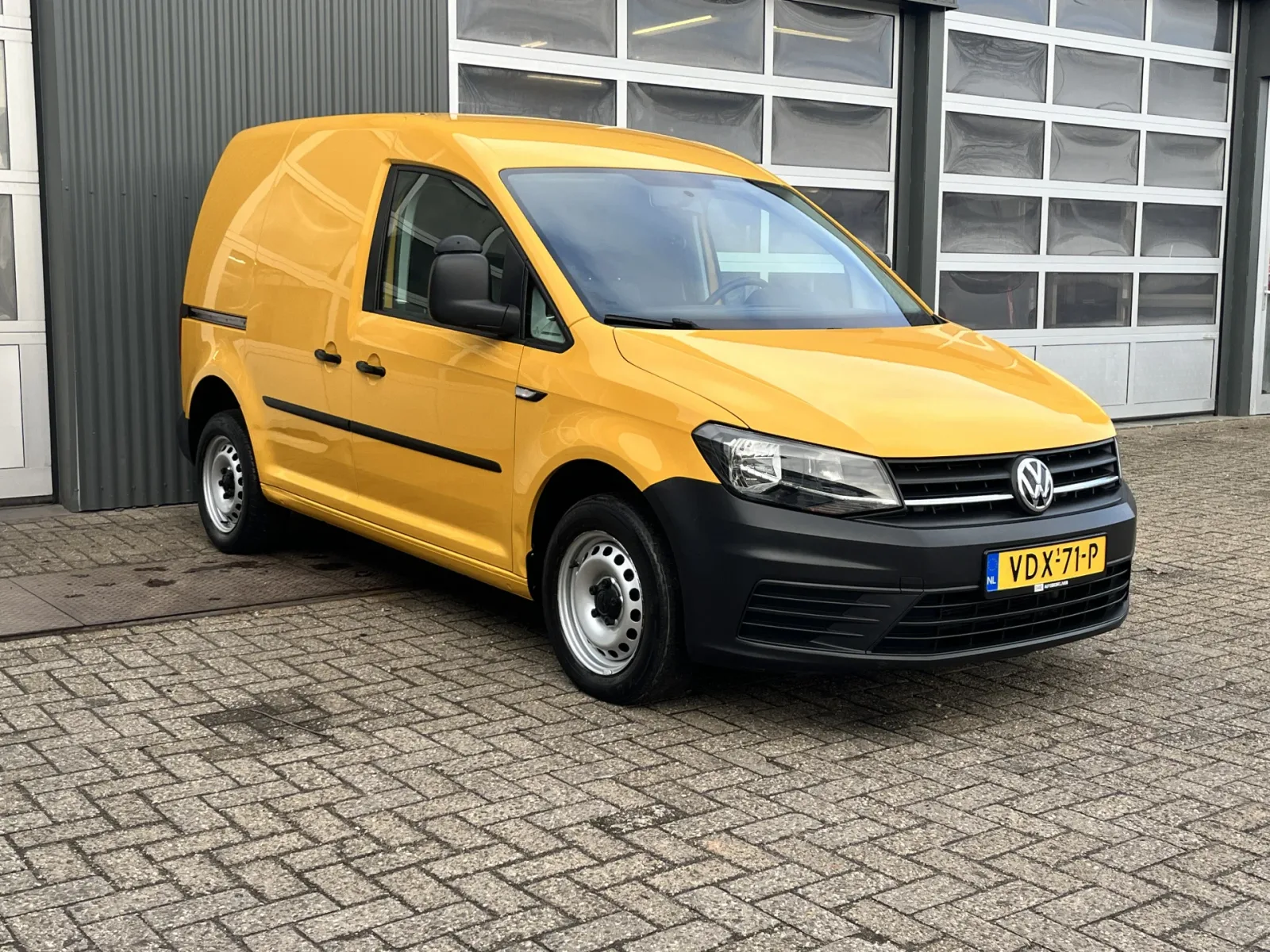Volkswagen Caddy (2020) — foto 1