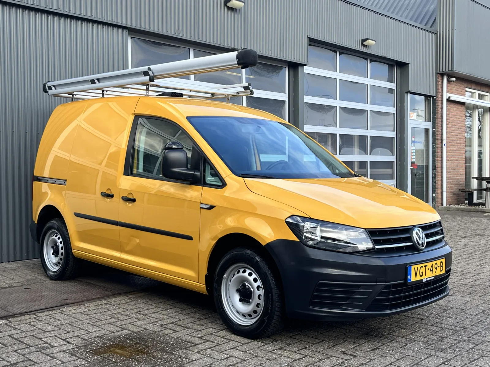 Volkswagen Caddy (2020) — foto 1