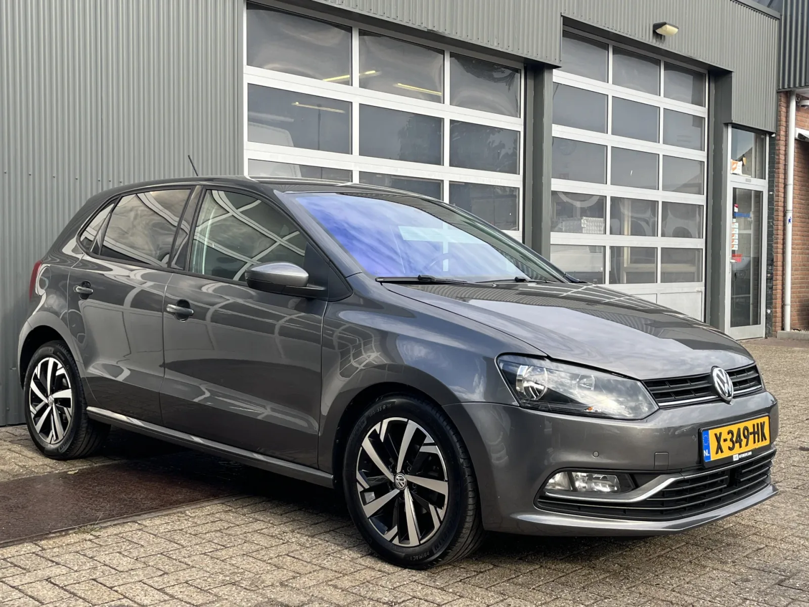Volkswagen Polo (2016) — foto 1