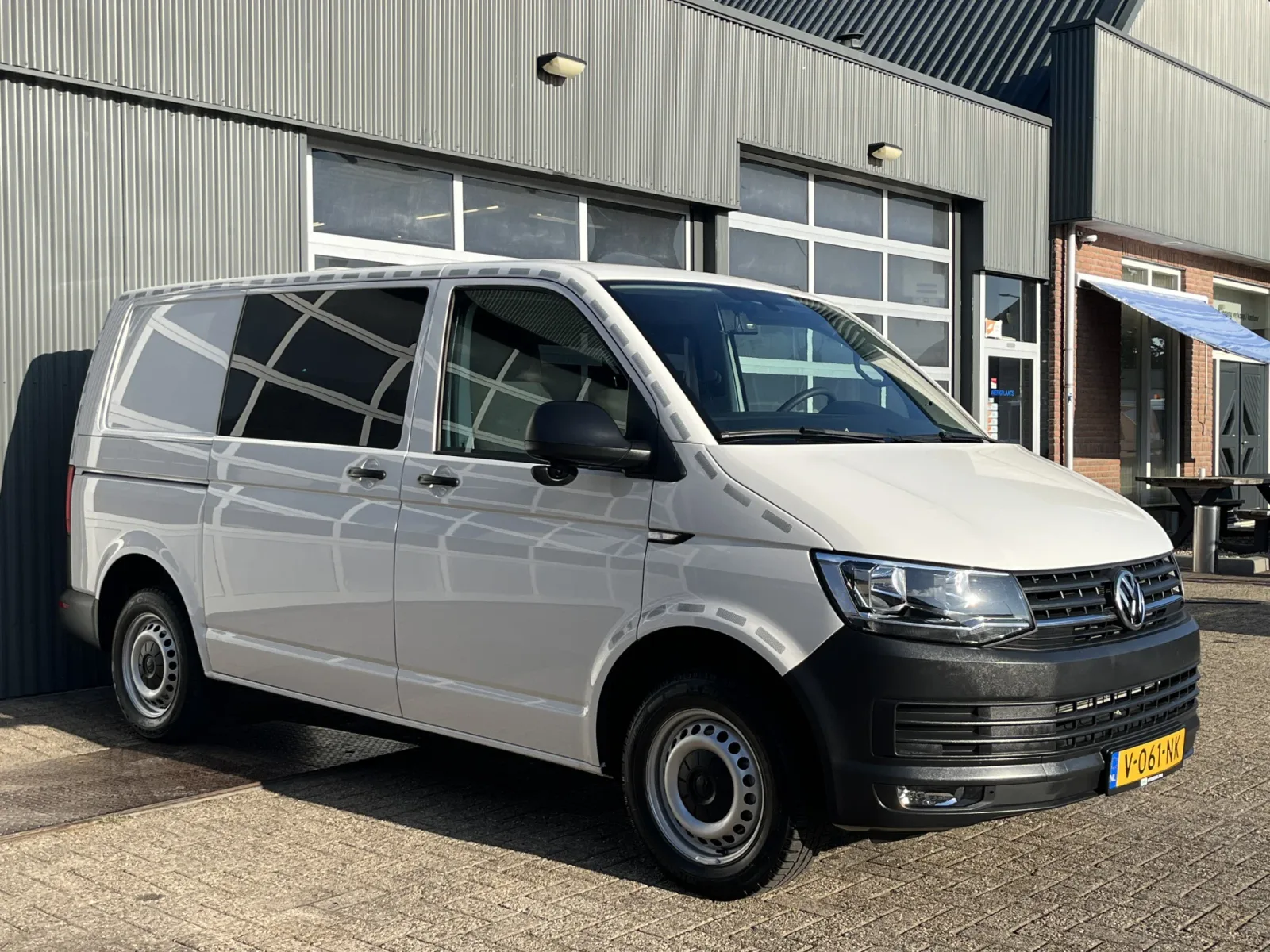 Volkswagen Transporter (2018) — foto 1