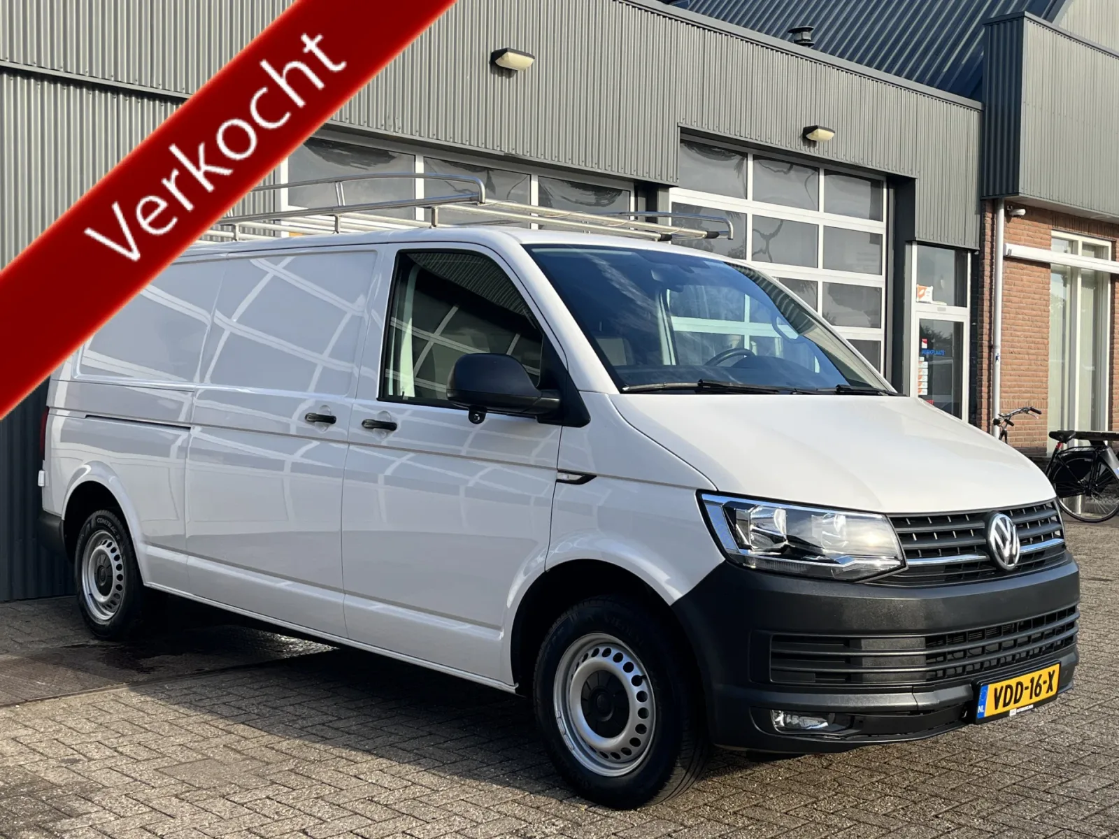 Volkswagen Transporter (2019) — foto 1