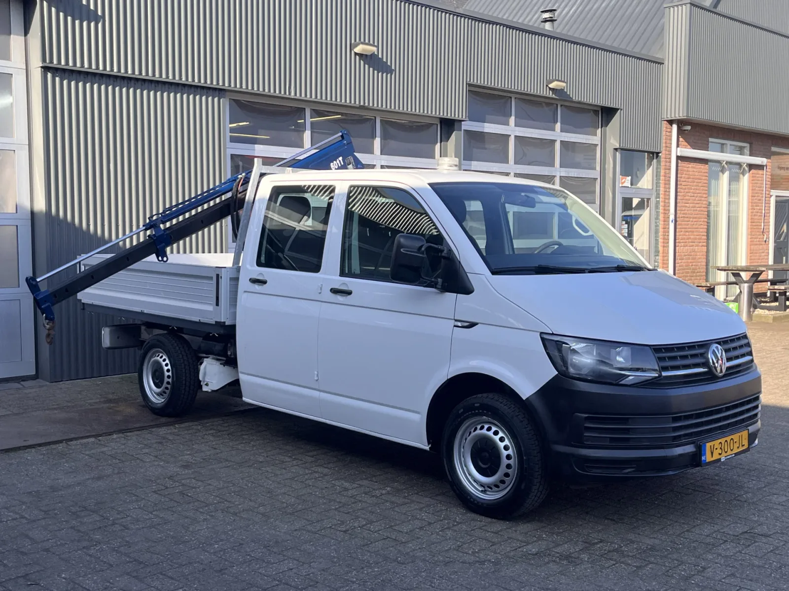 Volkswagen Transporter (2017) — foto 1