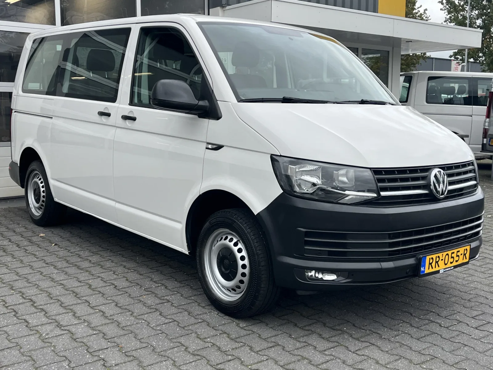 Volkswagen Transporter (2018) — foto 1