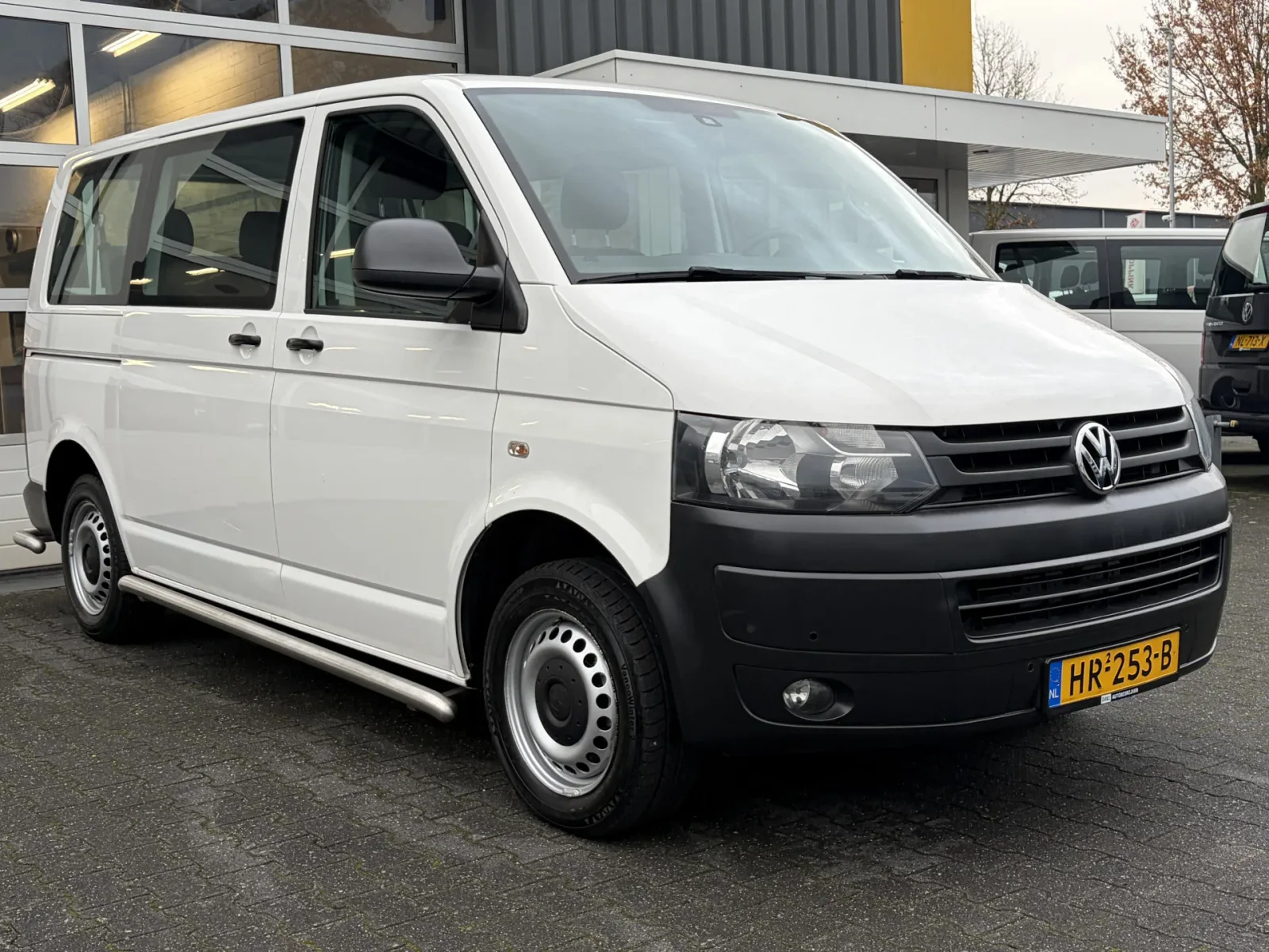 Volkswagen Transporter (2016) — foto 1