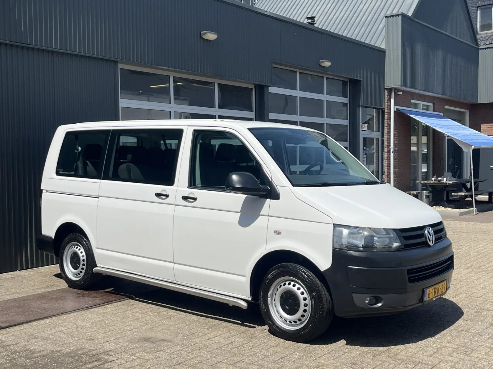 Volkswagen Transporter (2014) — foto 1