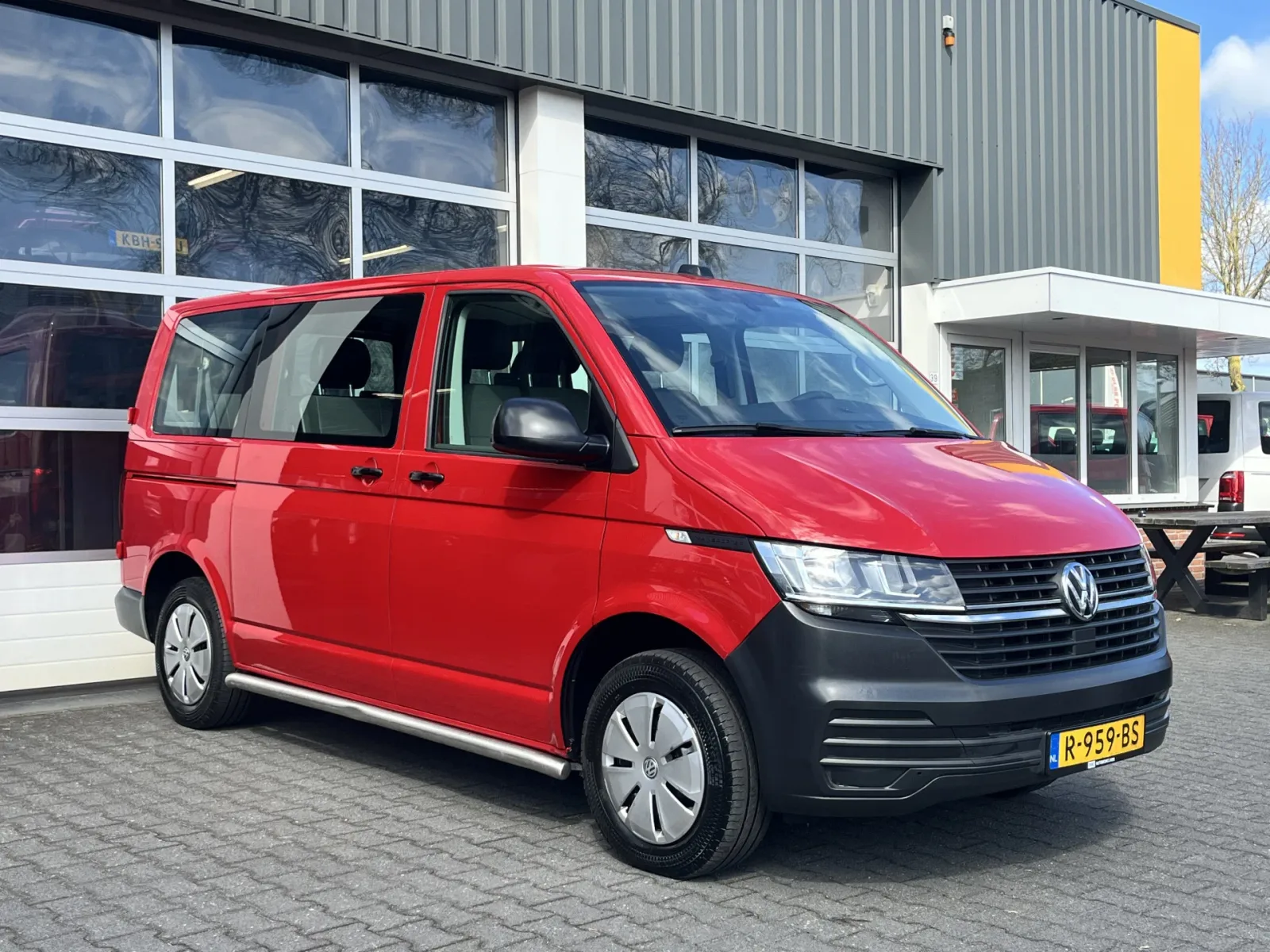 Volkswagen Transporter (2022) — foto 1