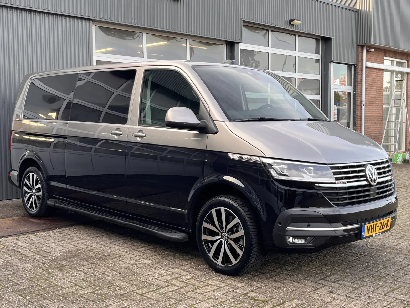 Volkswagen Transporter (2021) — foto 1