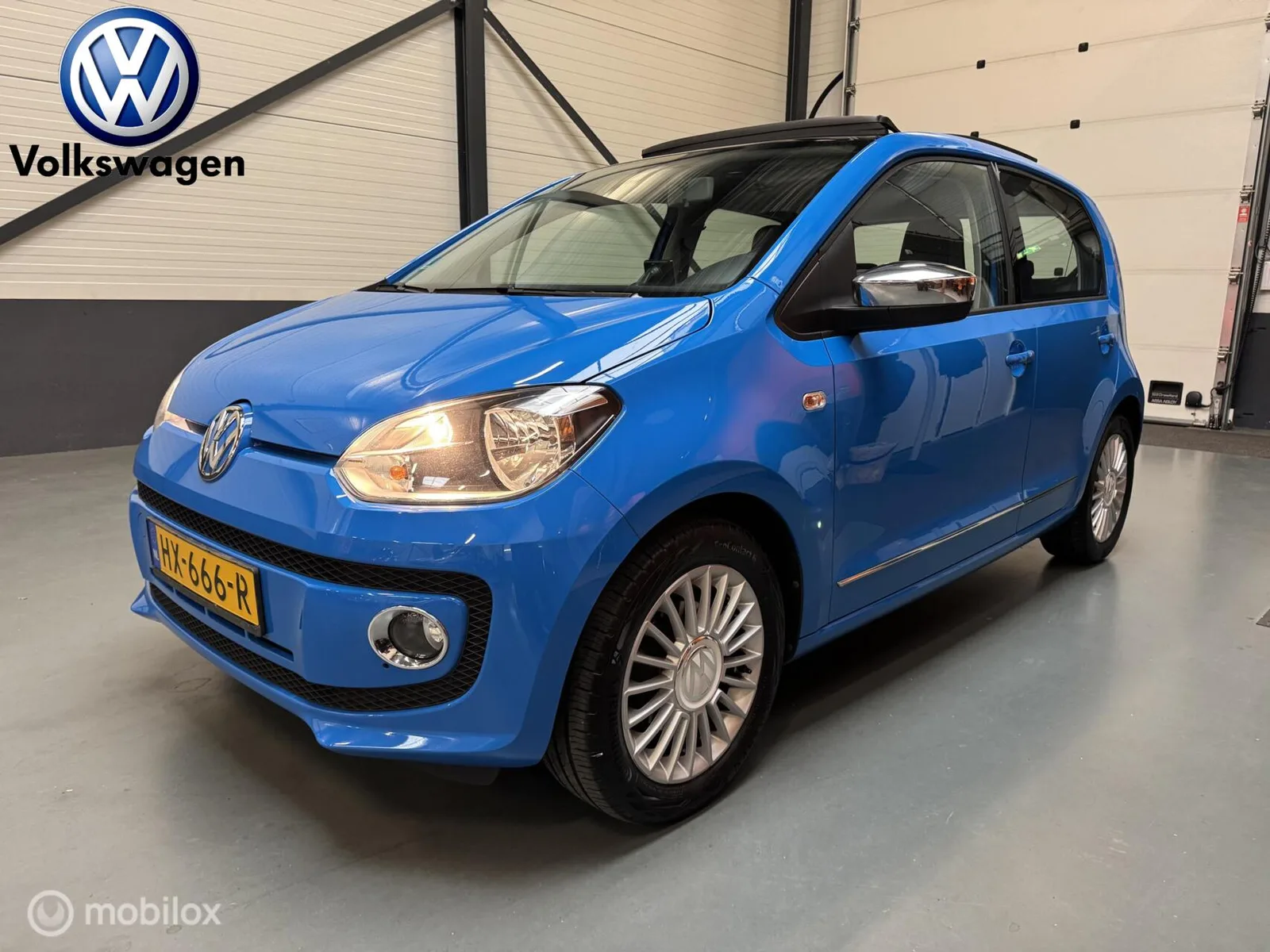 Volkswagen Up! (2016) — foto 1