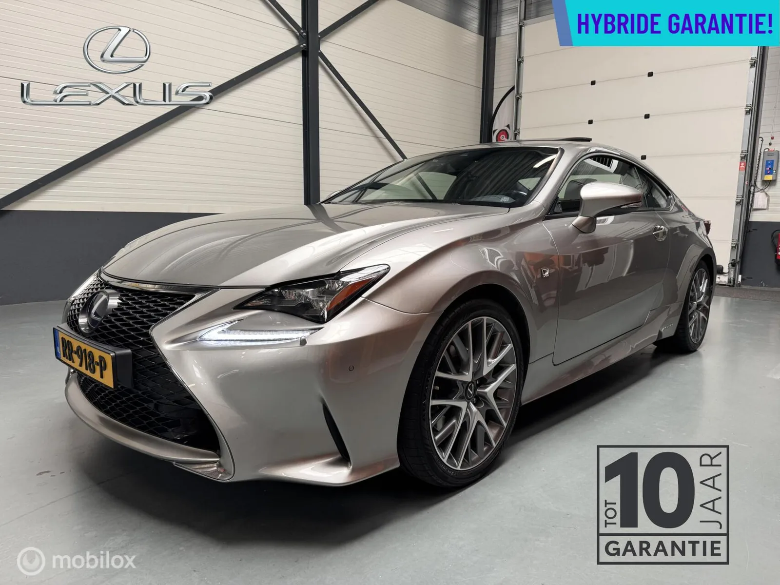 Lexus RC (2018) — foto 1