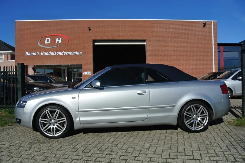 Audi A4 (2002)